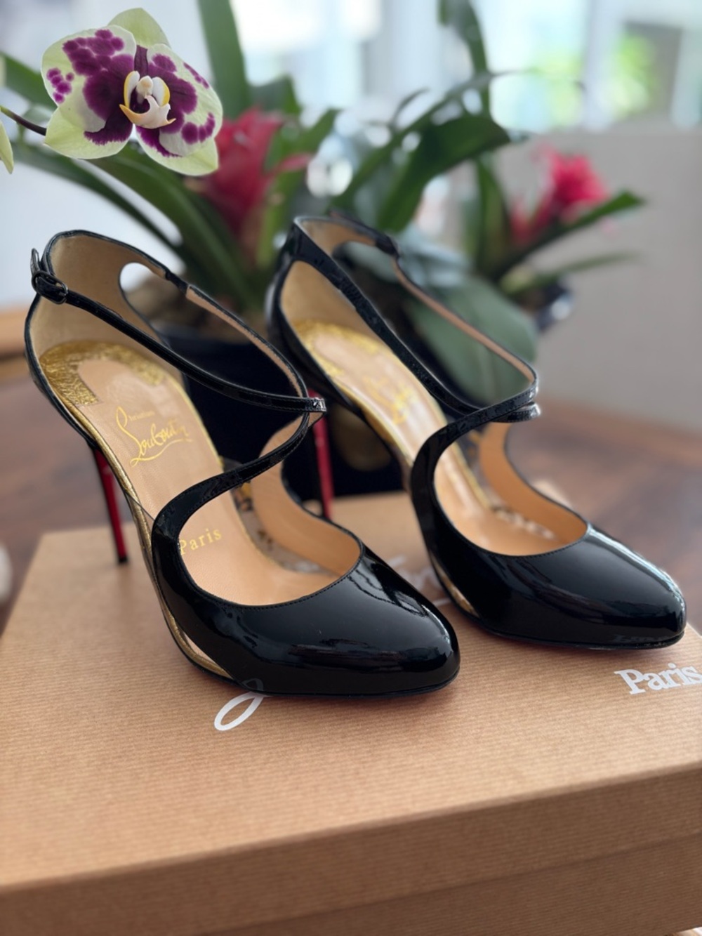Christian Louboutin Black Patent Crossettinetta Pumps with Signature Red Soles